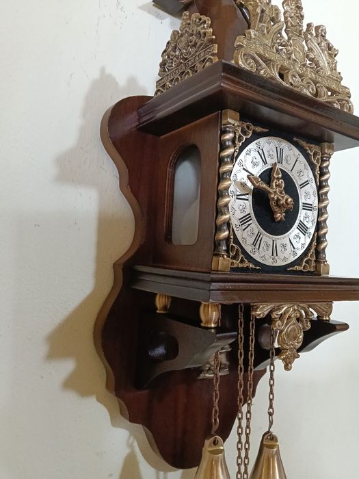 Ceas de perete olandez