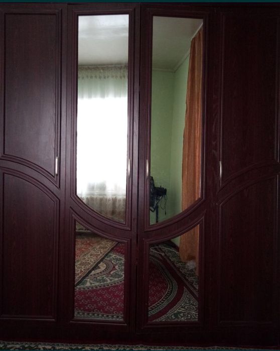 Срочно продается спальний гарнитур