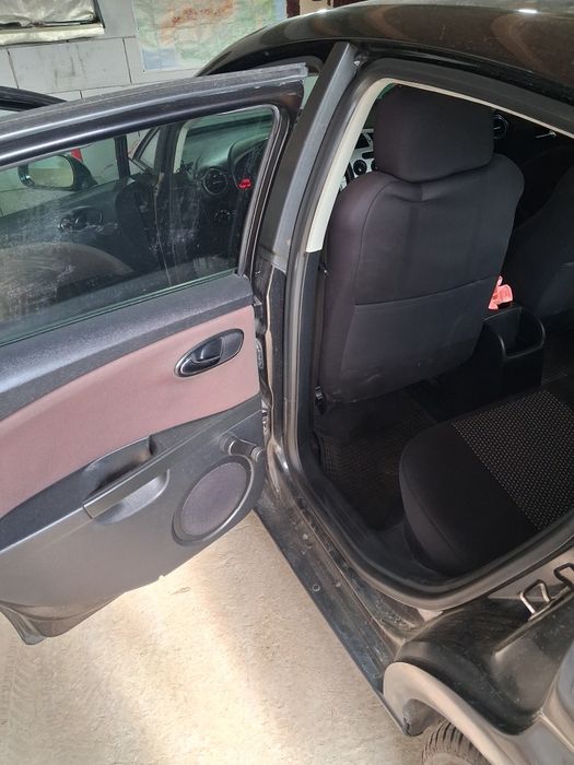 SEAT Leon 2006 — imagine 2