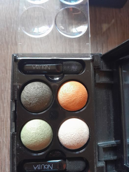 Наборы теней Нуба и IsaDora