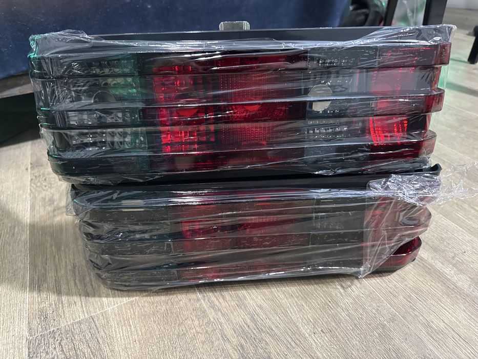 Задние плафоны Новые w201 e190