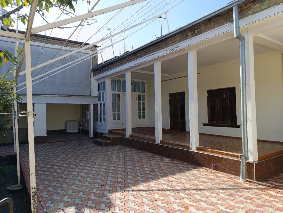 Продается дом на земле 4 сотки