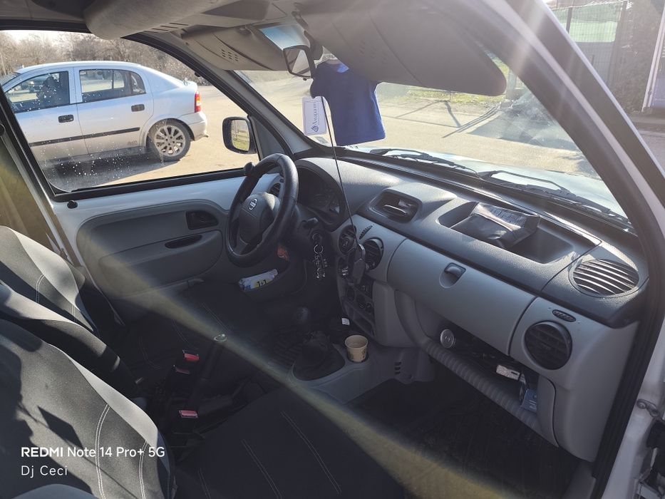 Продавам nissan kubistar 1.5 dci