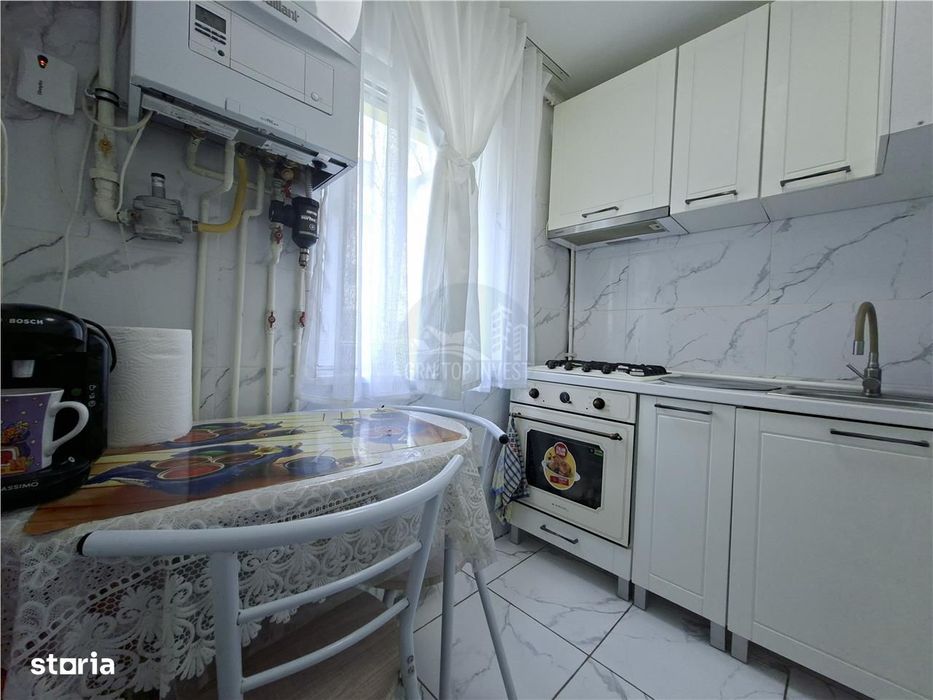 Garsoniera moderna cu pivnita zona Lazaret