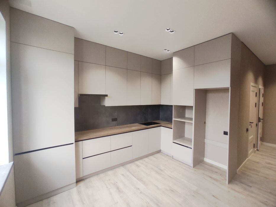 Сборка и установка корпусной мебели