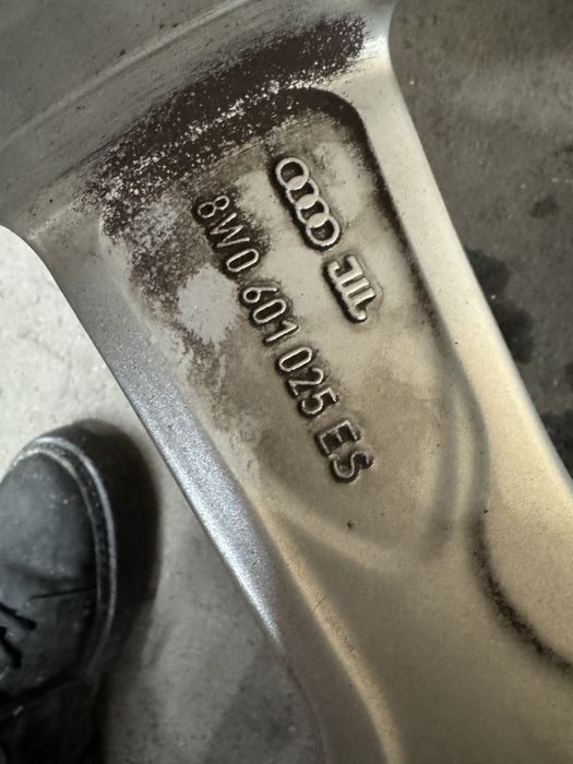 Jante 19 Audi A4 B9 S4 245.35.19