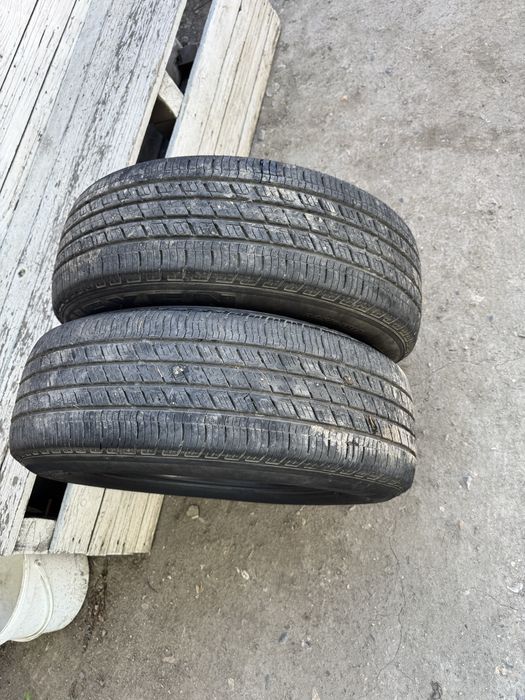 Продам б/у шины 225/65/R17