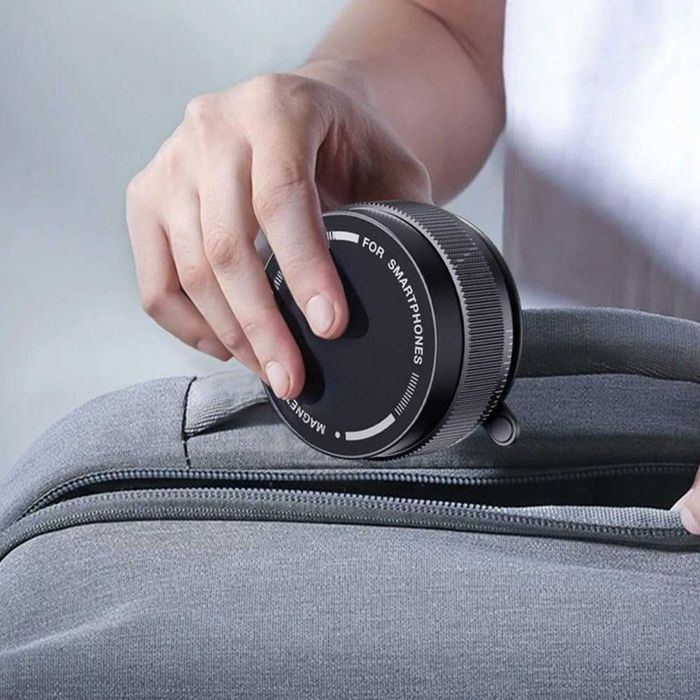 Магнитна стойка за телефон с вакуумно закрепване - 360 градуса