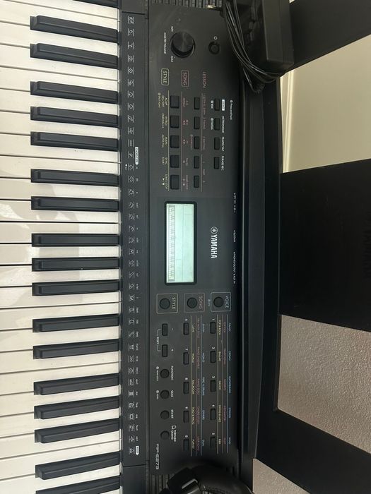 orga yamaha cu stativ si casti psr e273