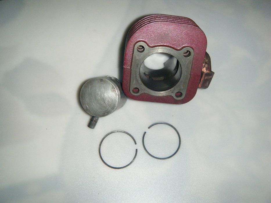 Magnetoua Malaguti f 12 si Aprilia sr 50