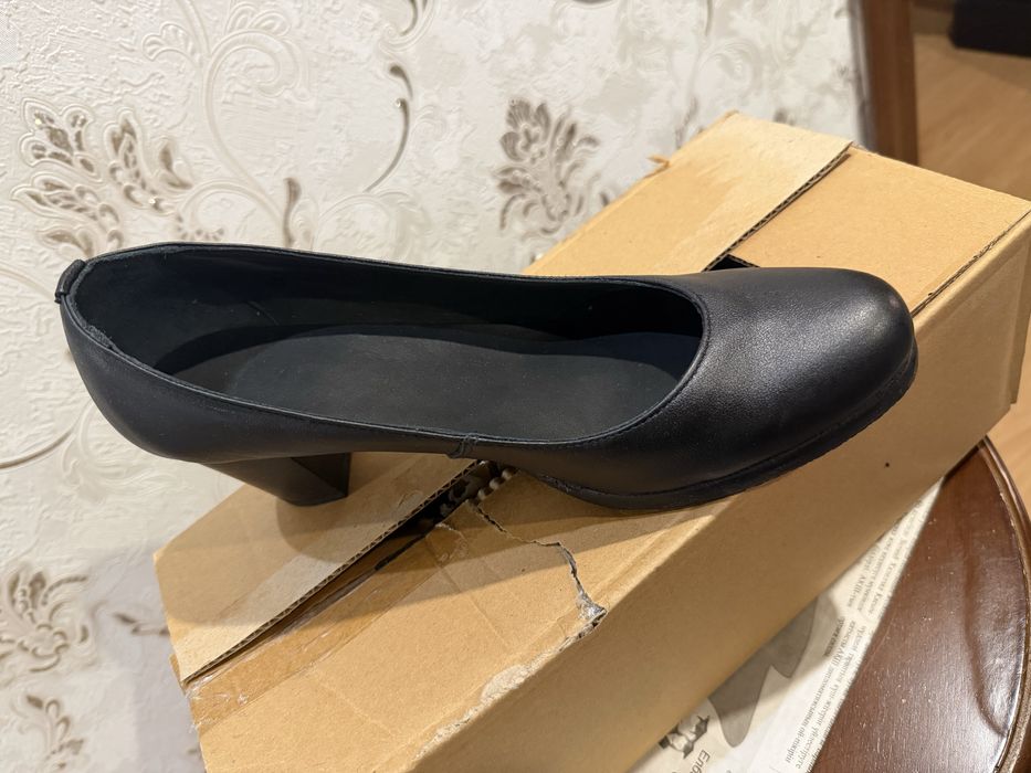 Продам берцы женские