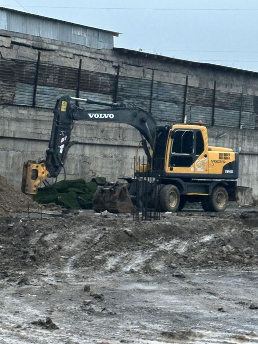 Услуга экскаватора погрузчика