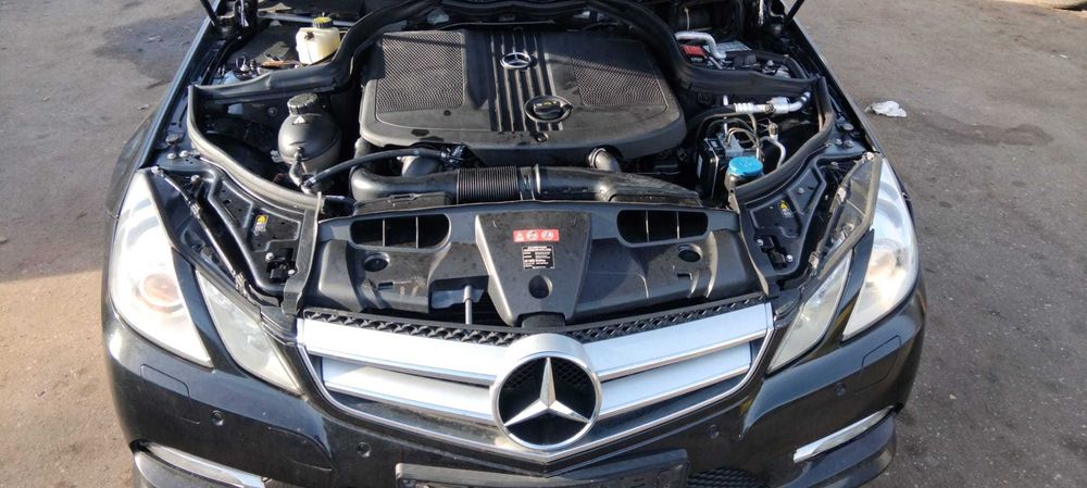 Dezmembrez Mercedes E Class Coupe 2.2 CDi an 2012 cod motor 651.911