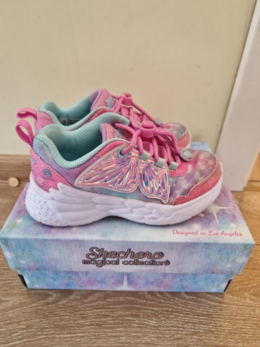 Детски маратонки - номер 27 - светещи skechers