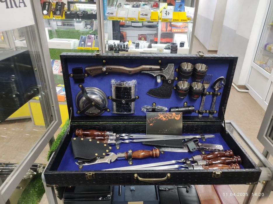 Шашлычные наборы в кейсах и колчанах