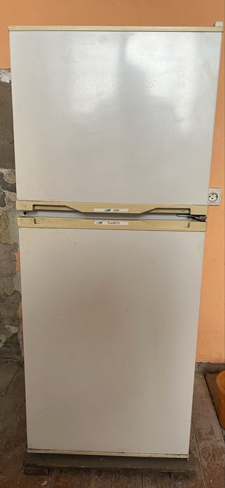 Отдам даром холодильник