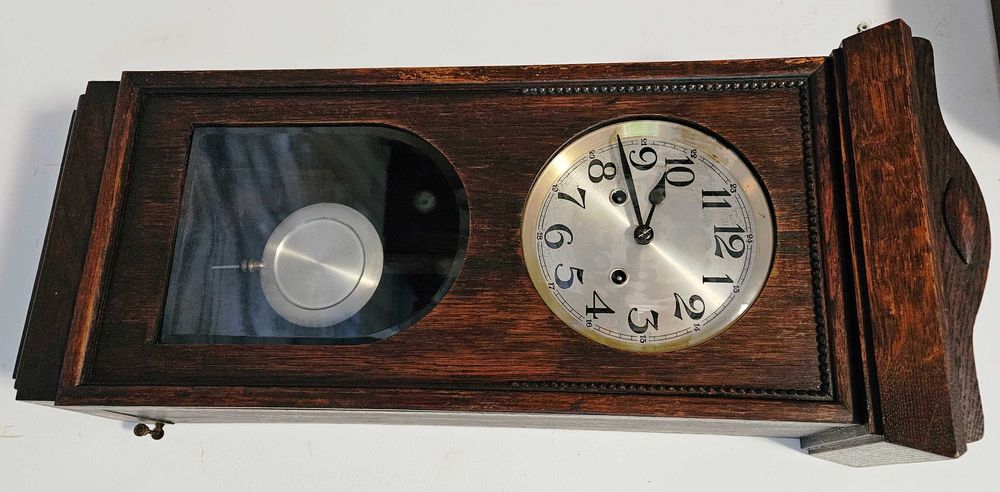 Ceas de perete cu pendula anii 40