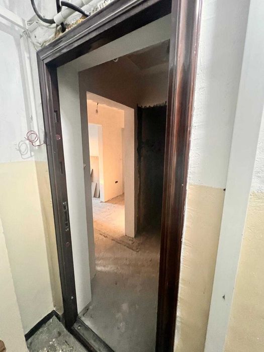 Apartament 3 camera