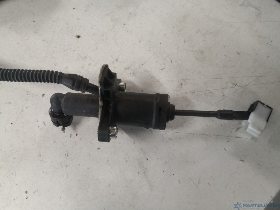 Pompa Ambreiaj Volkswagen Polo (6R, 6C) [ 2009 - > ] Oem 6R0721388