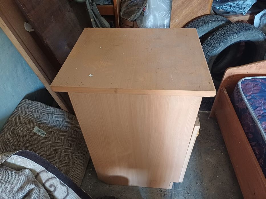Продам кровать +тумба