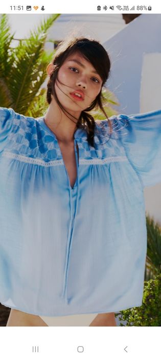 Bluza cu broderii Zara marime M