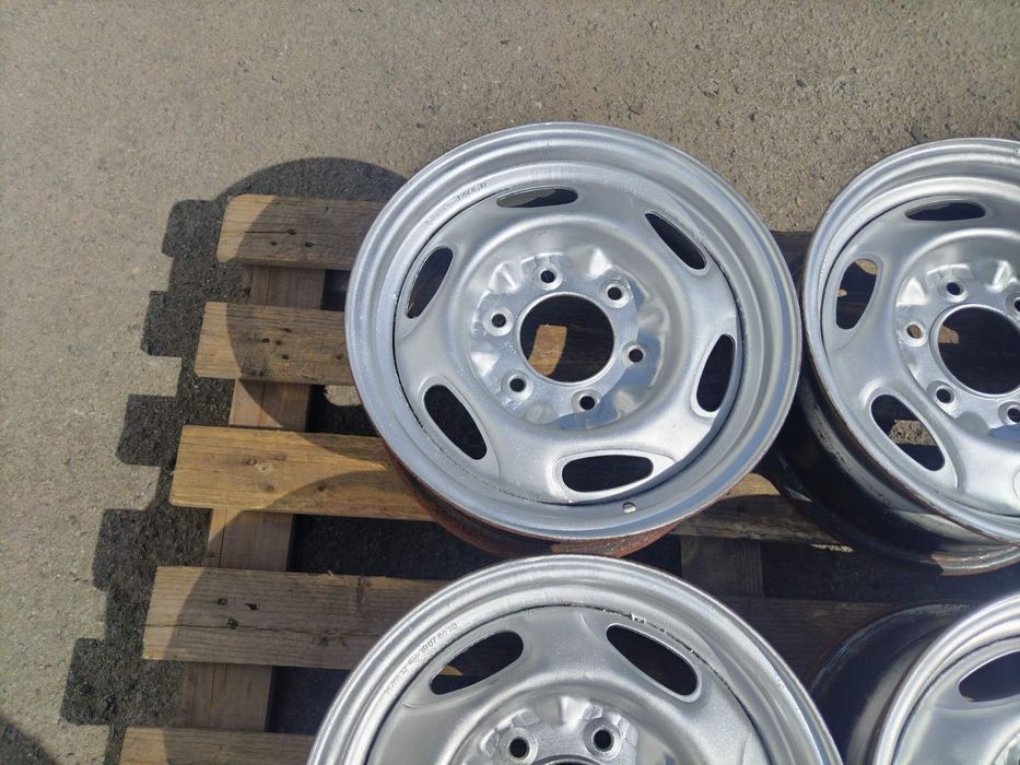 15 цола 6 х 139,7 мм Мазда Б серия - 6 инча / ЕТ 10