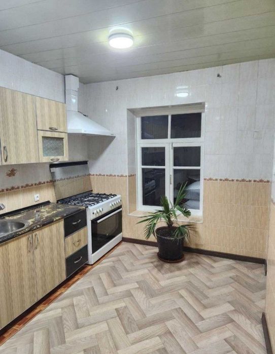 6 ком Беруний метро аренда Участок