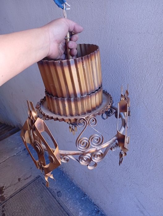 Люстра,весы  Магнум Юг