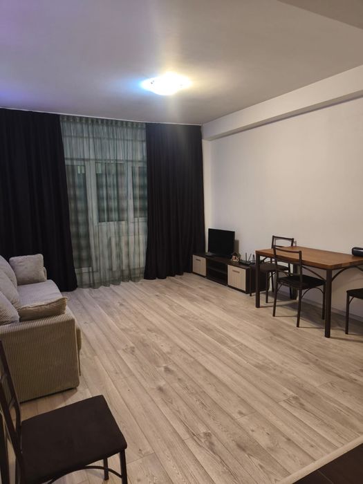 Apartament de inchiriat