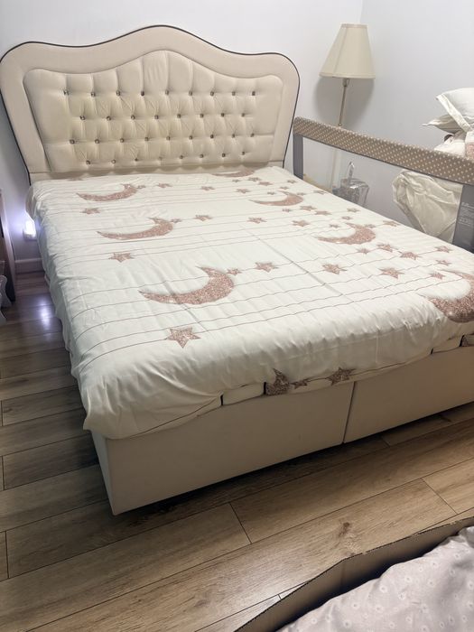 Pat matrimonial cu lada de depozitare fara saltea