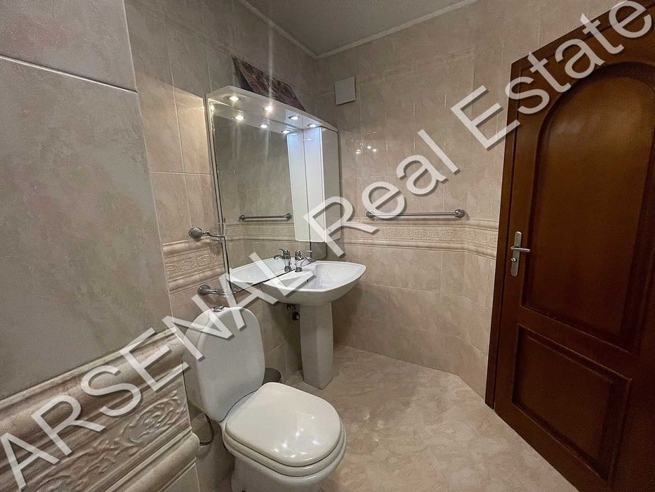 Четиристаен апартамент за продажба, Лозенец