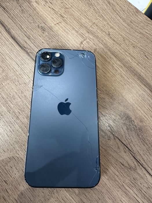 Iphone 12 pro 256 gb bez karopka