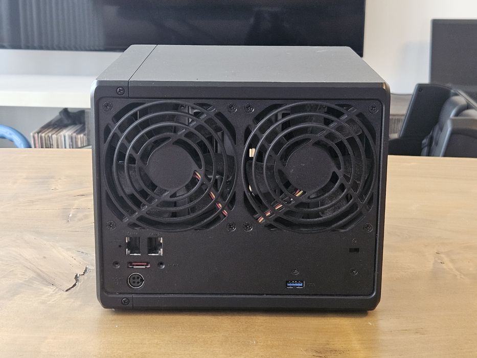 NAS сървър  Synology DS920+ , 4x WD Red 4TB