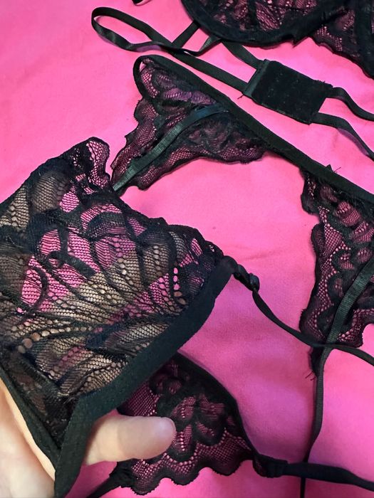 Set lenjerie intimă neagra – nou, complet