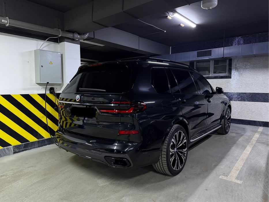 Bmw x7 в идиалном состояние