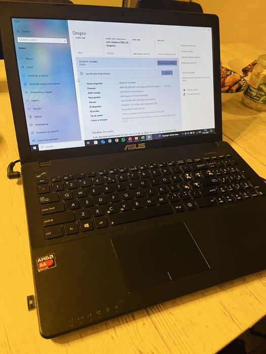 Vand leptop Asus