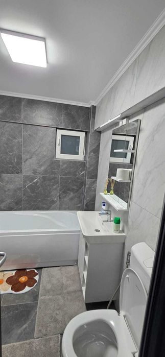 Vand apartament 4 camere
