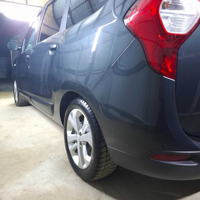 Vând Dacia Lodgy