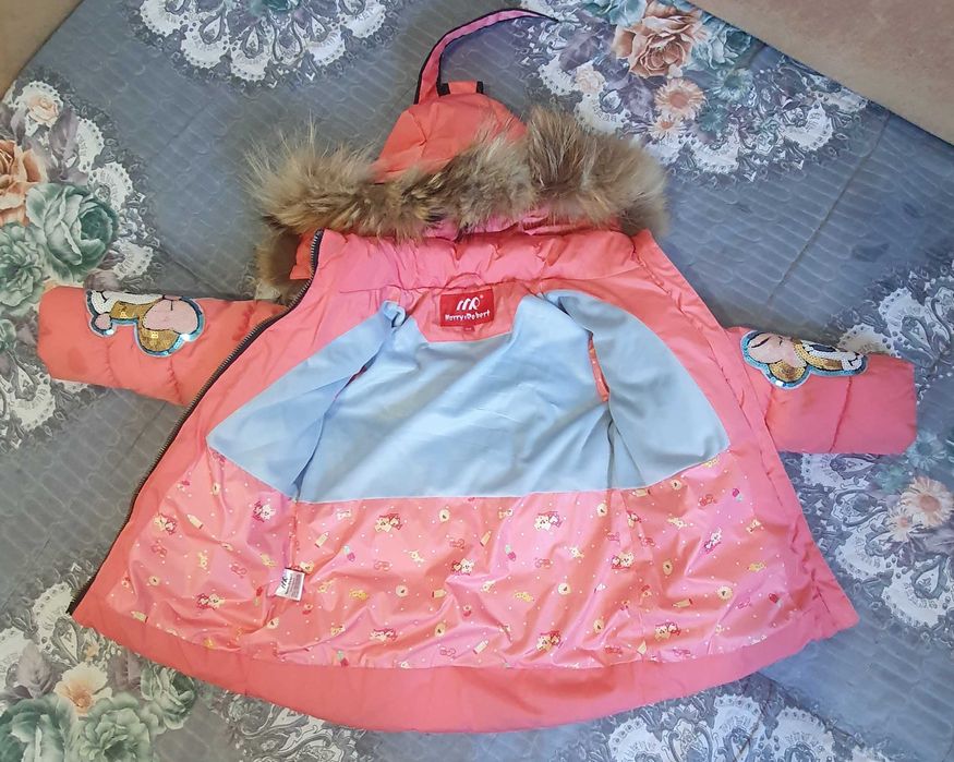 Зимняя куртка для девочки