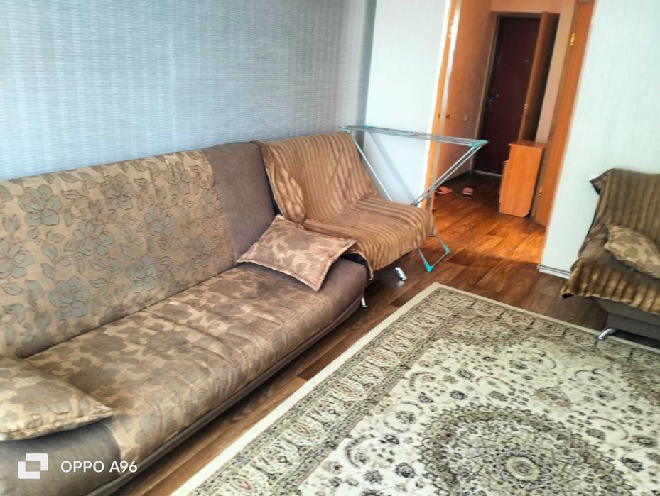 Диван ,два кресло