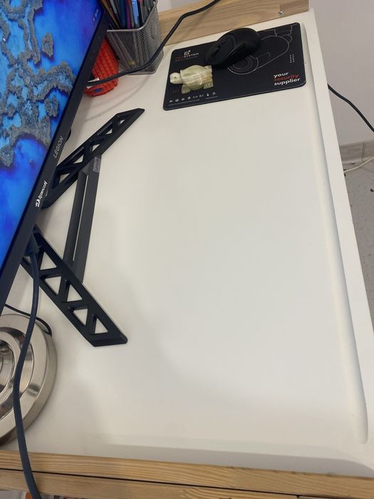 Birou FLISAT si scaun VIMUND de la IKEA