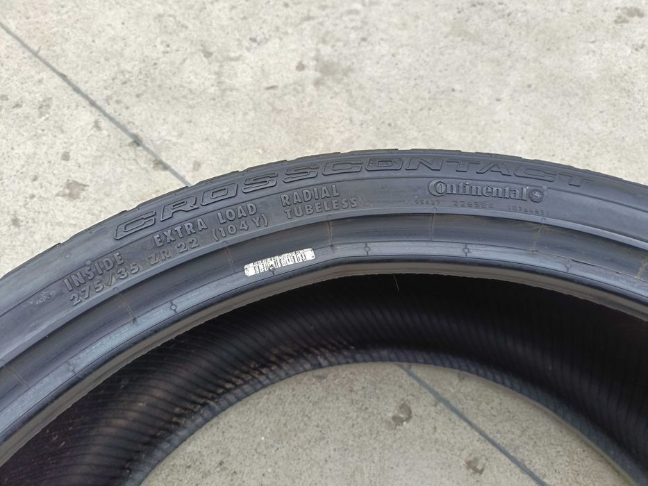 Doua anvelope vara 275 35 22 continental crosscontact profil de 7 mm