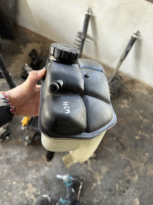 Казанче антифриз Mercedes E280 W211