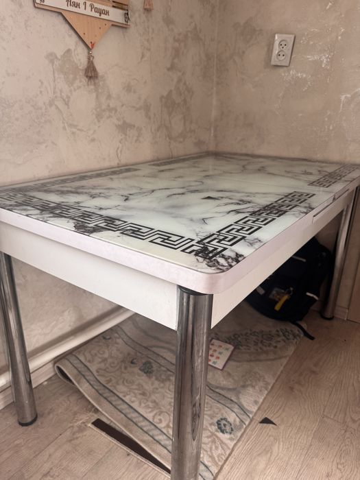 Продается стол б/у в сарани