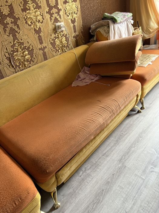 Диван отдам бесплатно