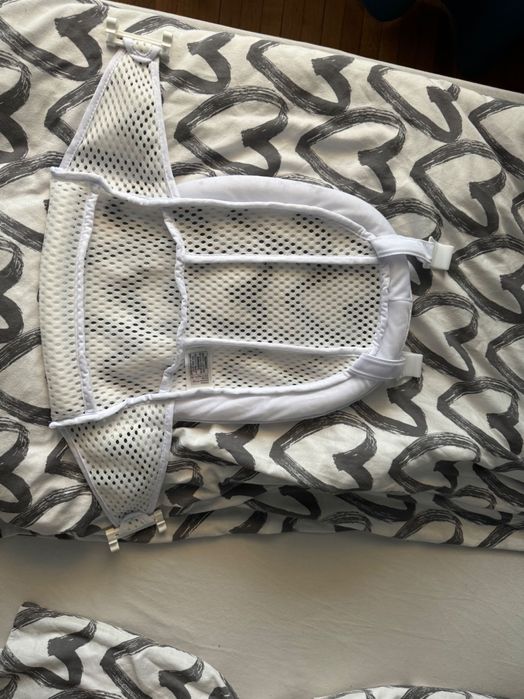 Мрежа за бебешка ваничка