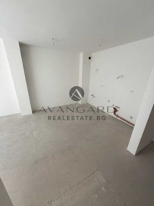 Продава се Двустаен апартамент в Пловдив, Тракия - 63 кв.м за 1074 €/кв.м - Снимка #4