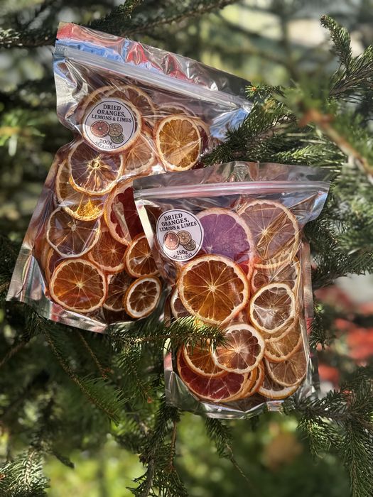 Съшени цитруси за декорация