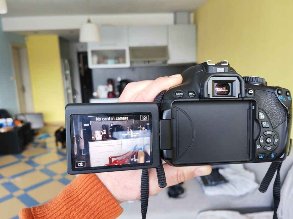 Canon EOS 650D - EOS Digital SLR -Фотоапарат