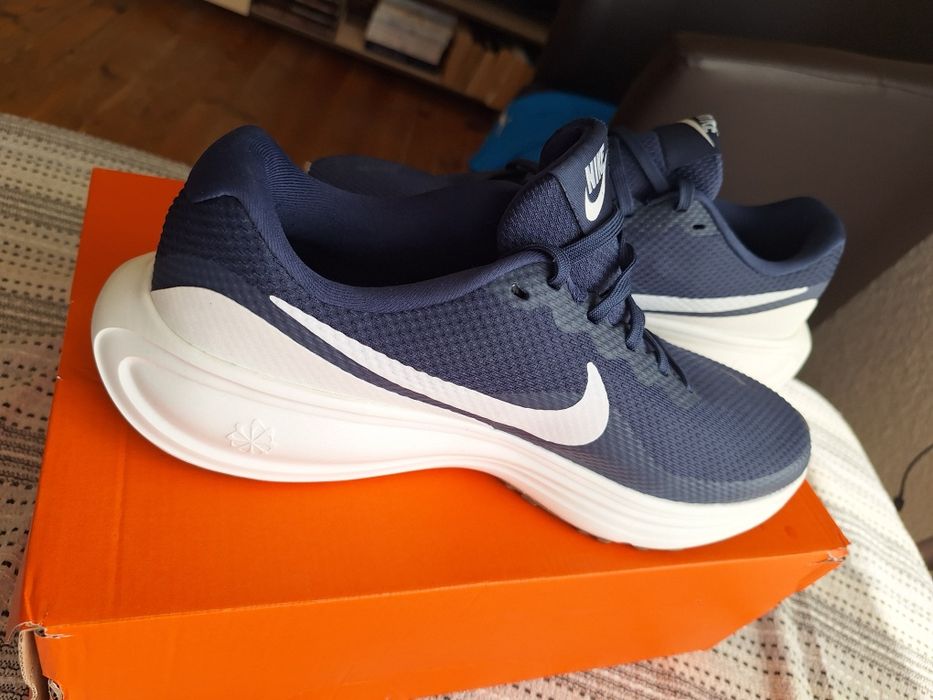 Оригинални маратонки NIKE